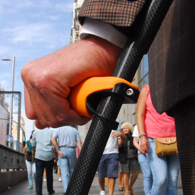 protector para las manos en muletas